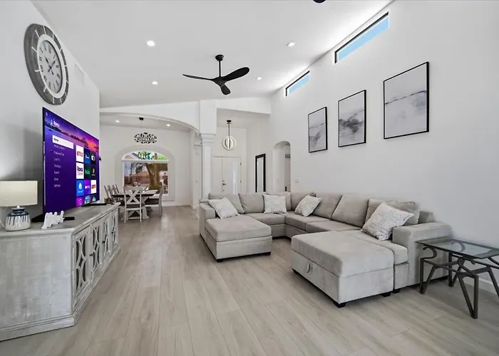 Donner Delight - Pool, Game Room, Newly Remodeled