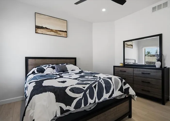 Ferienhaus Donner Delight - Pool, Game Room, Newly Remodeled *