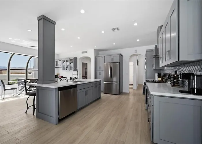 Donner Delight - Pool, Game Room, Newly Remodeled Ferienhaus *